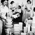TUPPERWARE PARTY, 1950s Photograph by Granger TUPPERWARE PARTY, 1950s Photograph by Granger