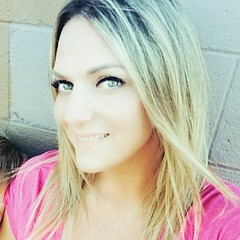 Laura Meyer - Artist