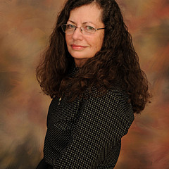 Dr Debra Stewart