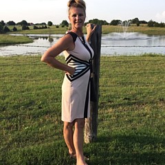Michelle Lewis - Artist