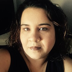 Adriana Lara - Artist