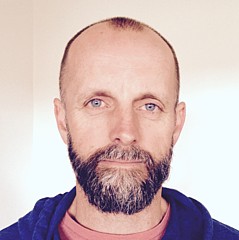 Damian De Villiers - Artist
