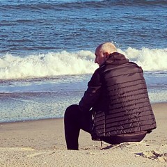 David Gelbakhiani - Artist