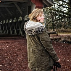 Jeannine Guttormsson - Artist