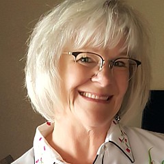 Joan Utley - Artist