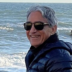 Nader Naderi - Artist