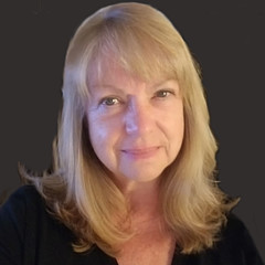 Nancy Helm - Artist