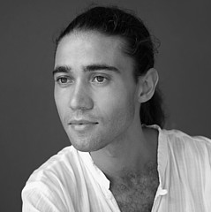 Stanislav Ukraintsev - Artist