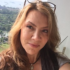 Stephanie Daniel - Artist