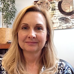 Suzanne Stewart - Artist