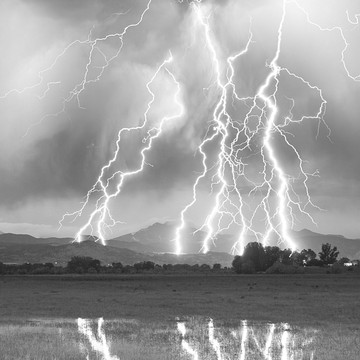 Black and White Weather Nature and Lightning  Photography
