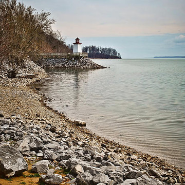 Lighthouse - Kentucky Lake - Sailboats