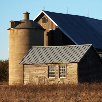 PHOTO barns & rural