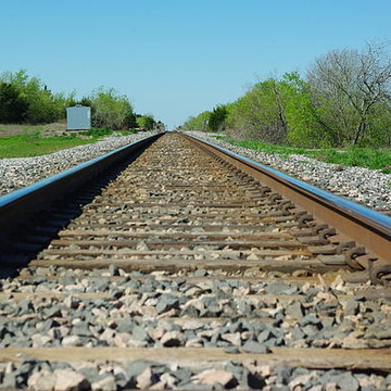 RR Trains and Tracks