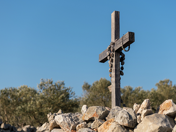 Small Wooden Crosses