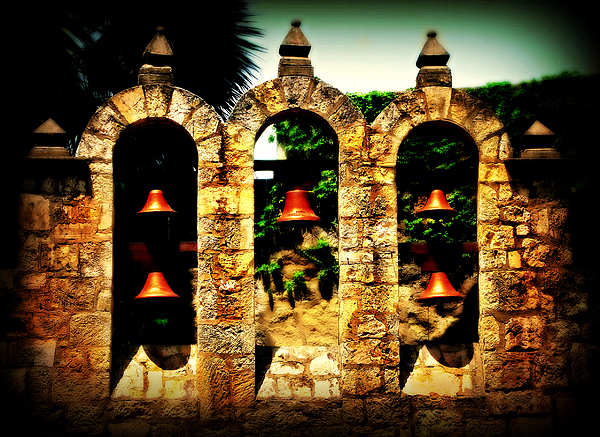 5 Bells Photograph