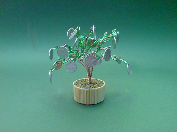 Bonsai Wire Tree Sculpture Beaded Hearts Sculpture by Bujas Sinisa - Fine  Art America