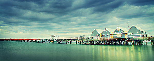 https://images.fineartamerica.com/images/artworkimages/medium/1/busselton-jetty-jimmy-chong.jpg