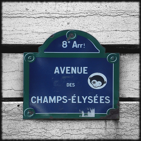 Champs Elysees Greeting Card by Roberto Alamino