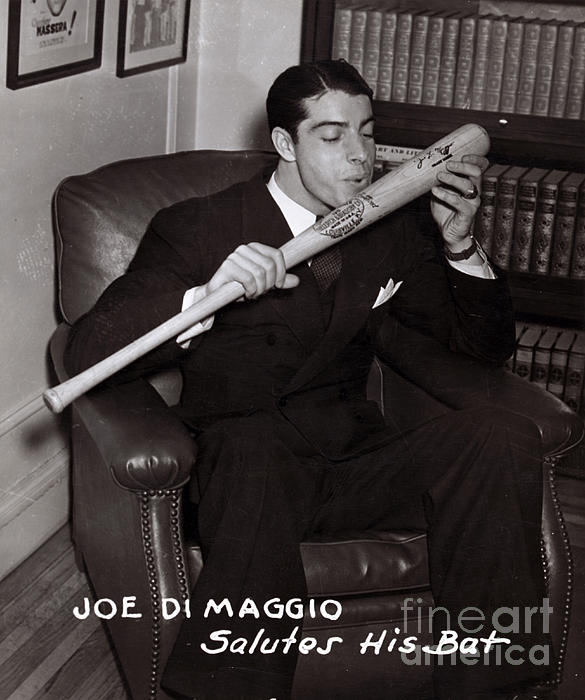  LIFE Picture Collection _ Joe DiMaggio 01 _ Baseball T-Shirt :  Sports & Outdoors