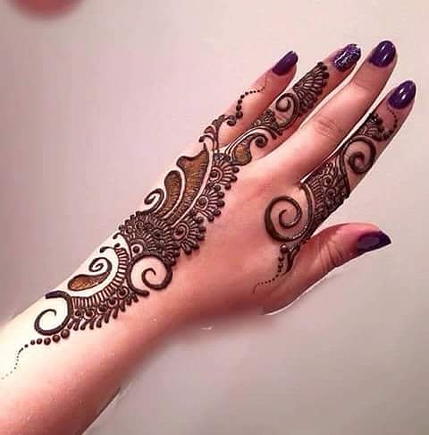 Photo: mehndi maharani finalist: Lali Creations | Henna designs, Henna  designs hand, Henna patterns