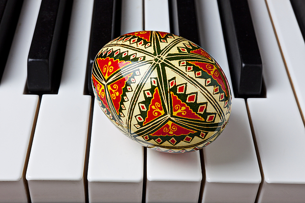 Garry Gay - Painted Easter egg on piano keys