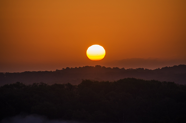 https://images.fineartamerica.com/images/artworkimages/medium/1/red-sky-sunset-bill-cannon.jpg