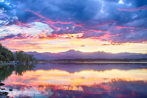 Fashion Colorado Mountain Sunset