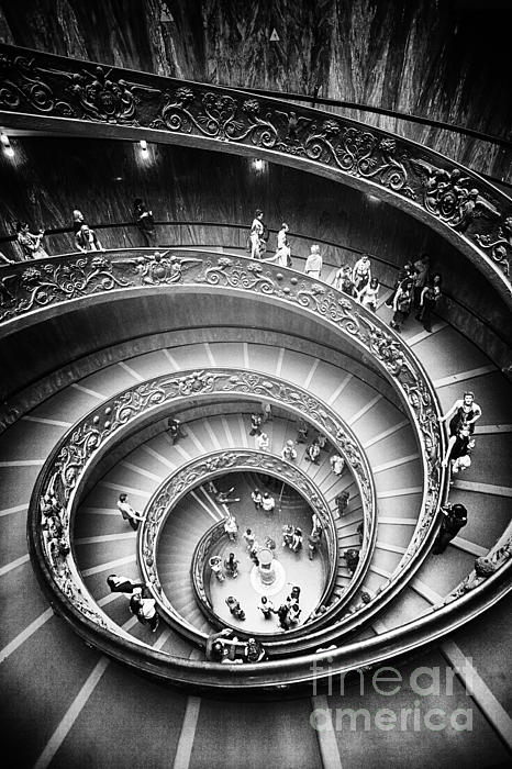 https://images.fineartamerica.com/images/artworkimages/medium/1/spiral-staircase-vertical-stefano-senise.jpg