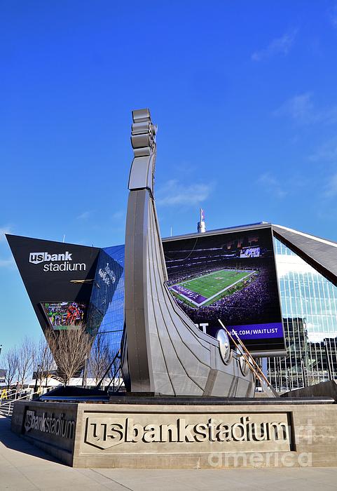 Us Bank Stadium Home To Minnesota Vikings Football Ship Stock