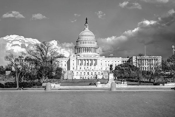 Gregory Ballos - Washington DC Capitol Building - Black and White