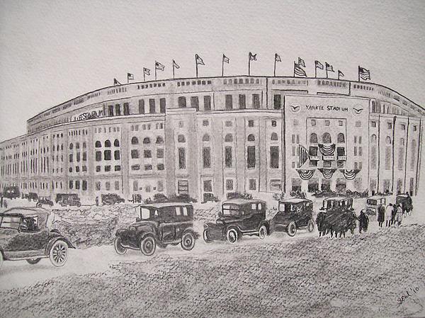 Old Yankee Stadium - Heathers T-Shirt