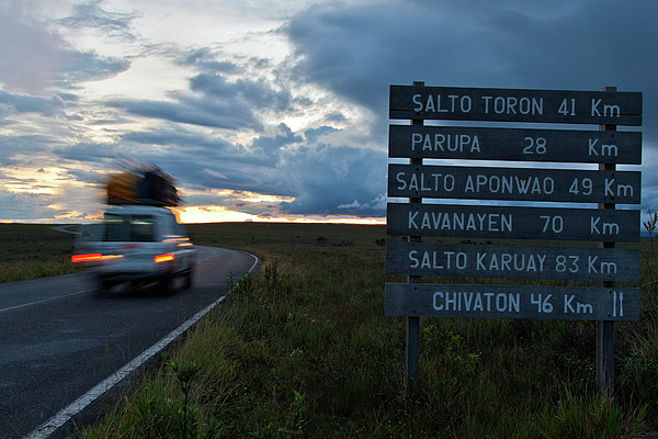 https://images.fineartamerica.com/images/artworkimages/medium/2/3-off-road-car-driving-from-caracas-to-salto-karuai-gran-sabana-venezuela-klaus-fengler.jpg