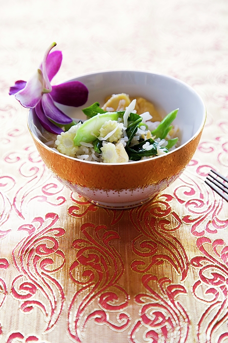 Khao Pad Pak (Vegetable Fried Rice)