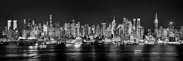 Black And White Manhattan Waterfront At Night Nyc Stock Photo