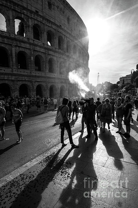 https://images.fineartamerica.com/images/artworkimages/medium/2/rome-black-and-white-street-photo-stefano-senise.jpg