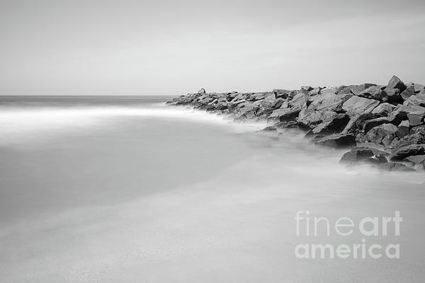 https://images.fineartamerica.com/images/artworkimages/medium/3/1-redondo-beach-california-topaz-jetty-black-and-white-paul-velgos.jpg