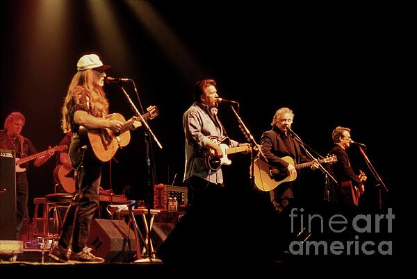 The Highwaymen - Willie Nelson, Waylon Jennings, Johnny Cash and Kris  Kristofferson #1 Tapestry by Concert Photos - Pixels Merch