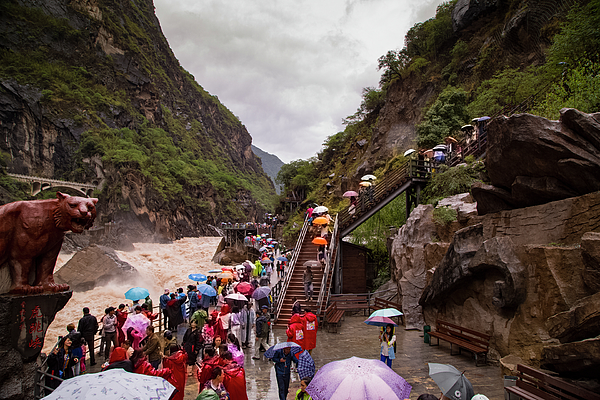 Alinna Lee - Tiger Leaping Gorge