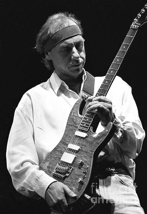 Mark Knopfler Painting Jigsaw Puzzle