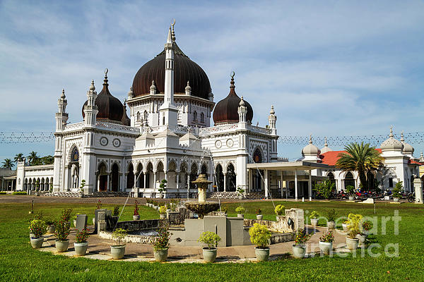 Zahir Mosque Kedah Inside