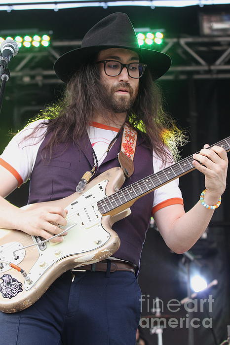 sean lennon on tour