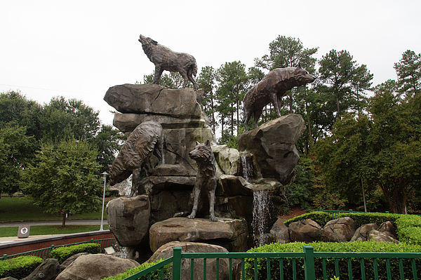 NFL Sport Stone Garden Statue