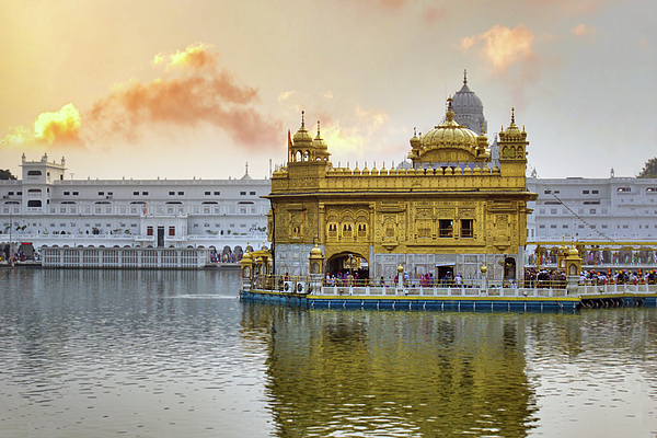 The Golden Temple, Amritsar, India Stock Photo - Alamy