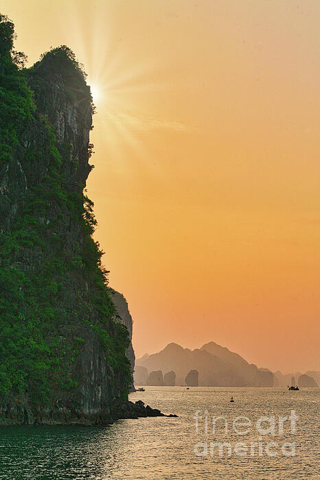 Chuck Kuhn - Asia Ha Long Bay Vietnam 