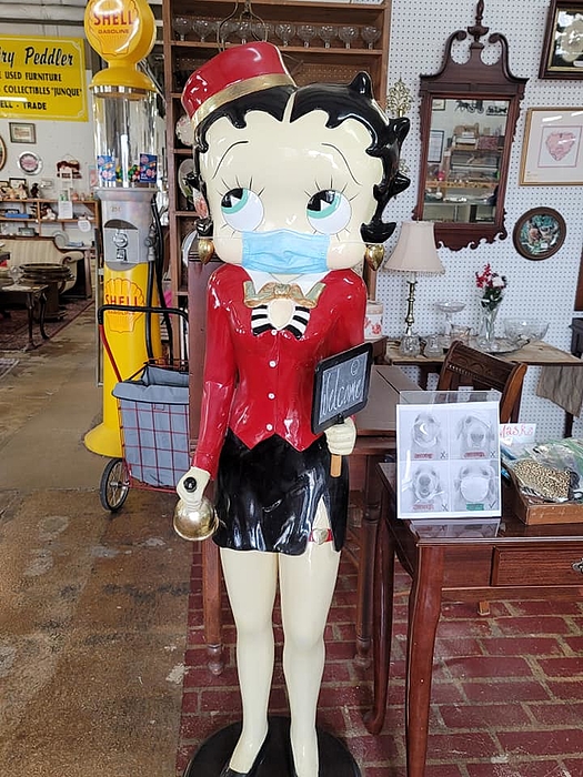 Betty's Fine Collectibles