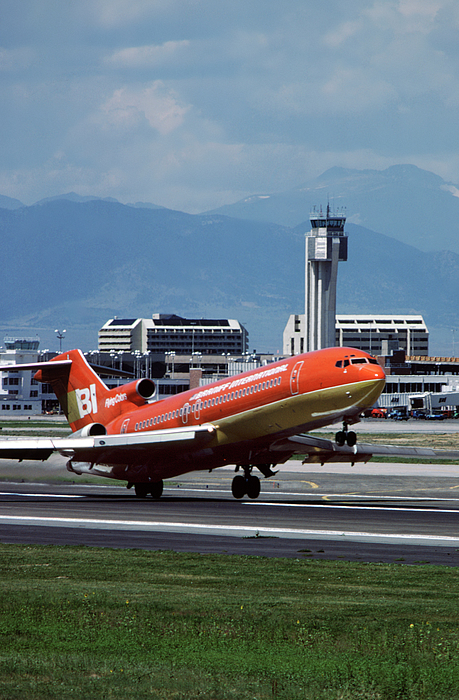 Erik Simonsen - Braniff Boeing 727 Taking Off at Denver