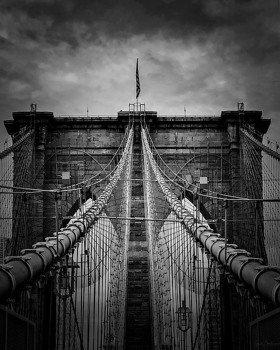 Gayle Berthiaume - Brooklyn Bridge Black and White