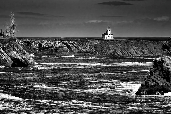 Michael R Anderson - Cape Arago Lighthouse - BW