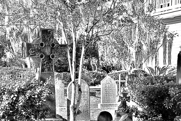 Lisa Wooten - Celtic Cross And Headstones Christ Church St. Simons Georgia Black And White